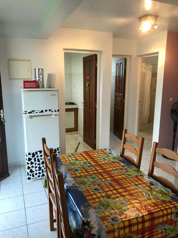Le Repaire Des Caraibes Apartment Trois-Rivieres Exterior photo
